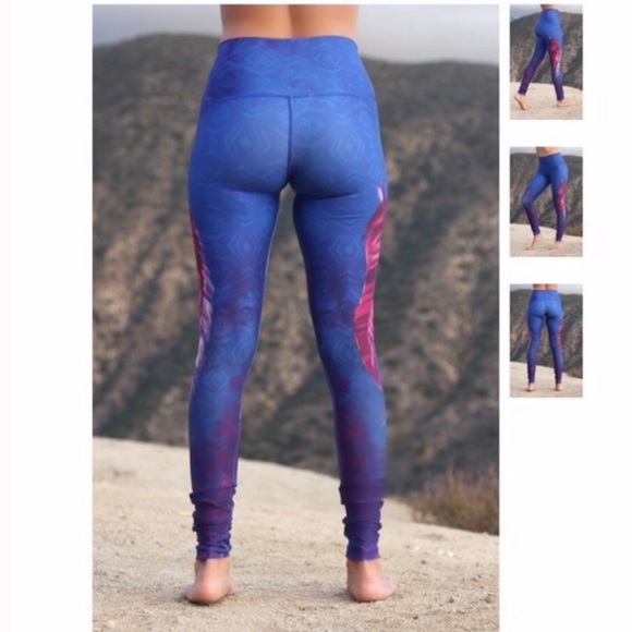 Love Zuvi feather leggings (like Teeki!) - Picture 3 of 4